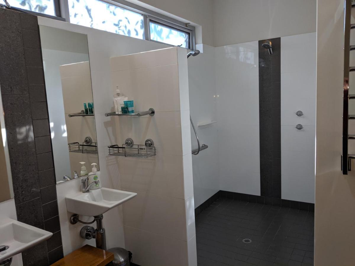 Hanover Bay Apartments Όλμπανι Εξωτερικό φωτογραφία
